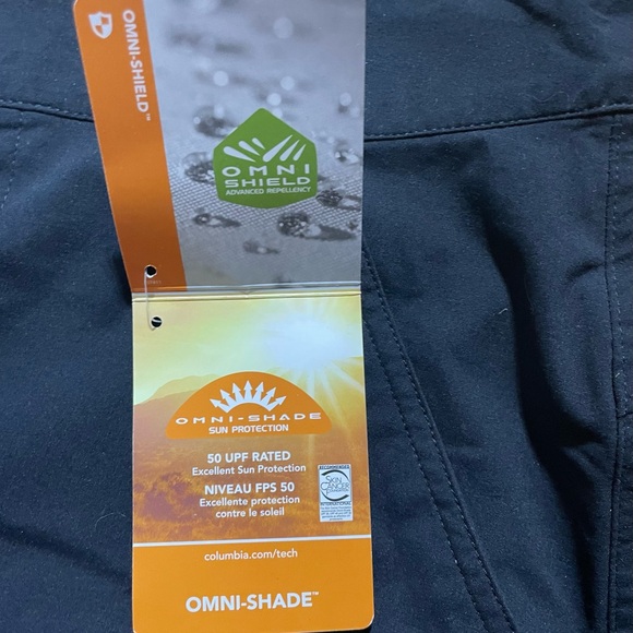NWT COLUMBIA OMNI SHADE TRAIL PANTS 18W Short $100 - Picture 3 of 6